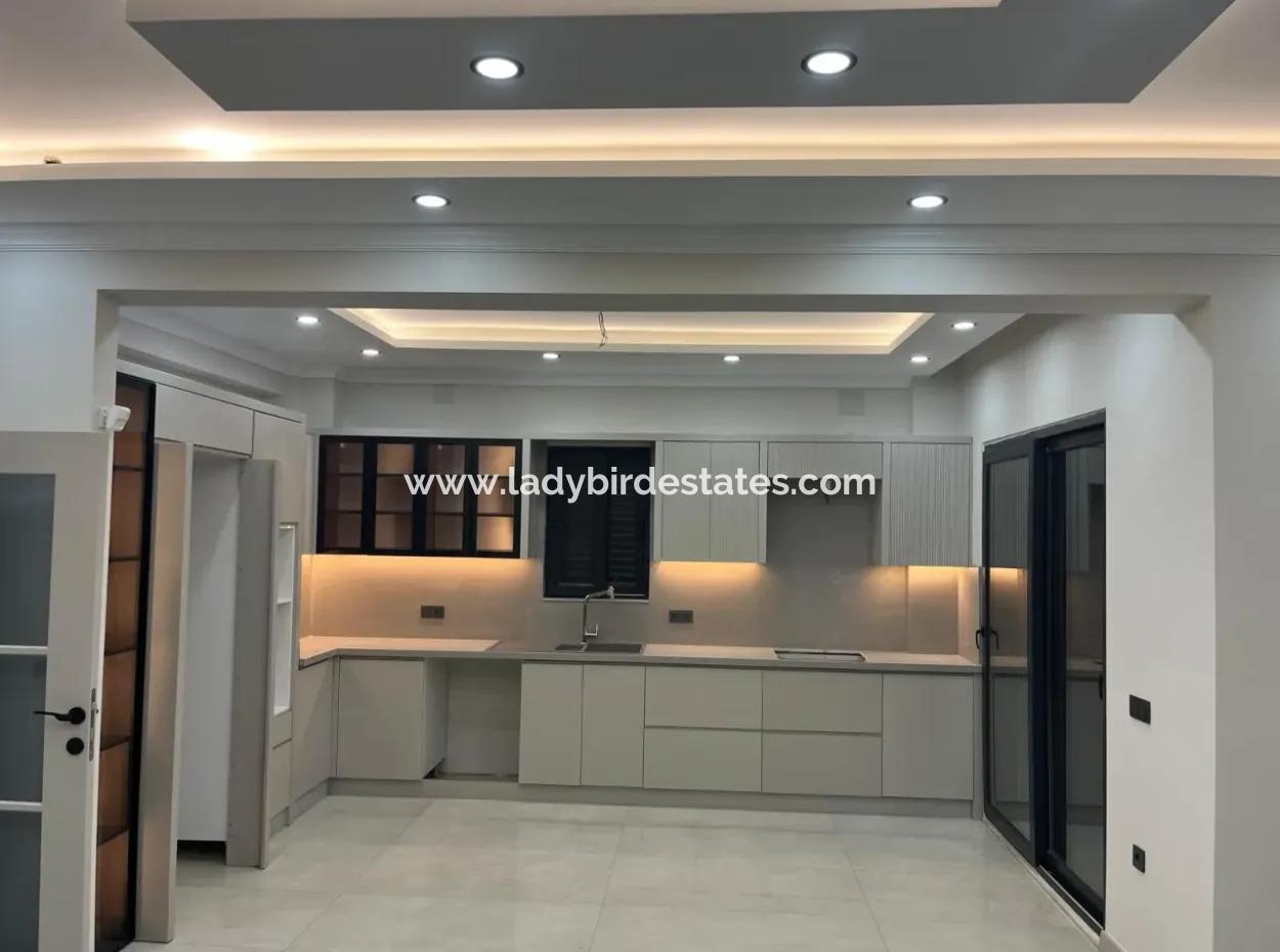 Karaçalı Da Müstakil 4+1 Satılık Villa