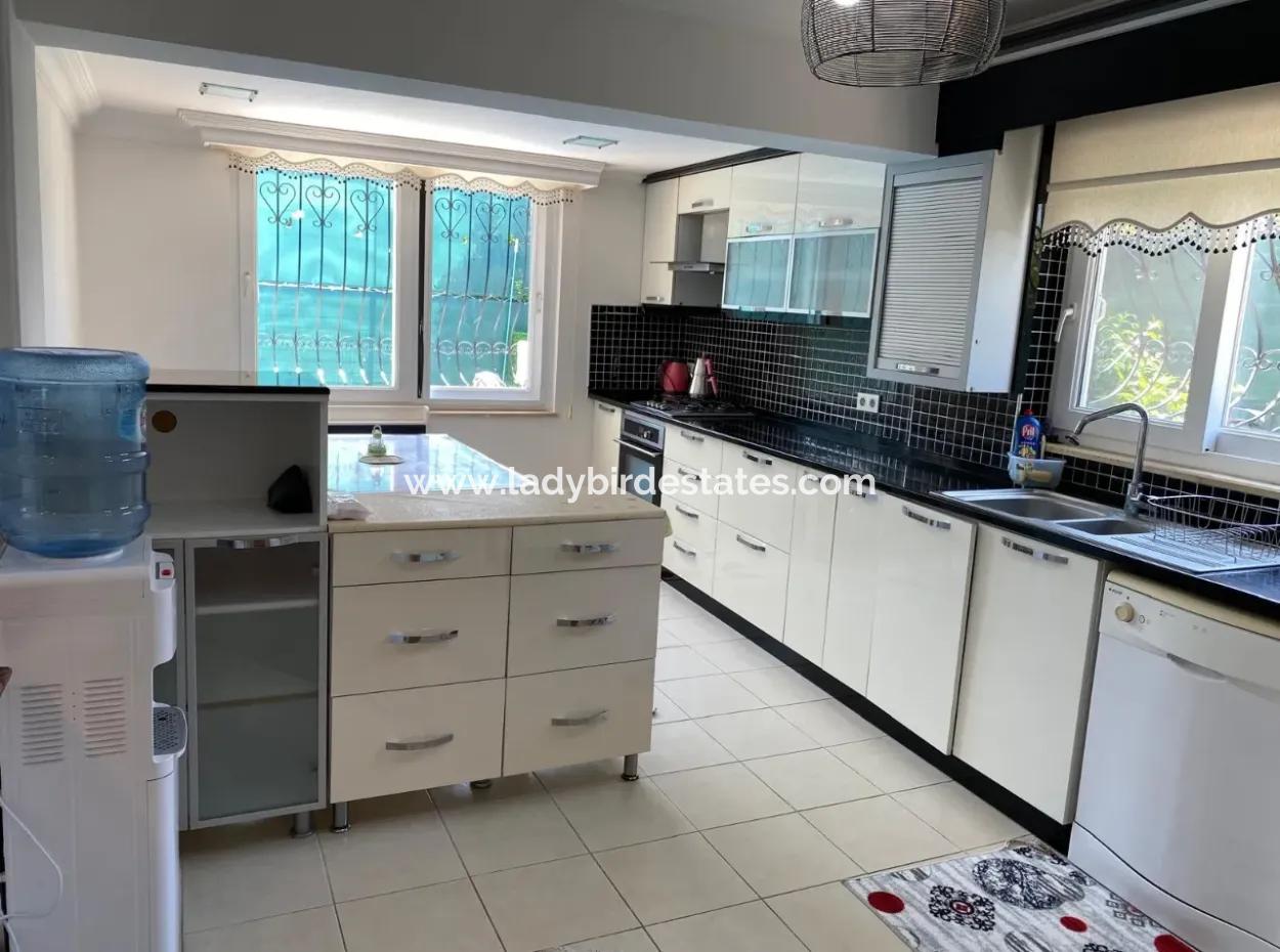 Dalaman Karaçalı Da Müstakil 4+1 Satılık Triplex