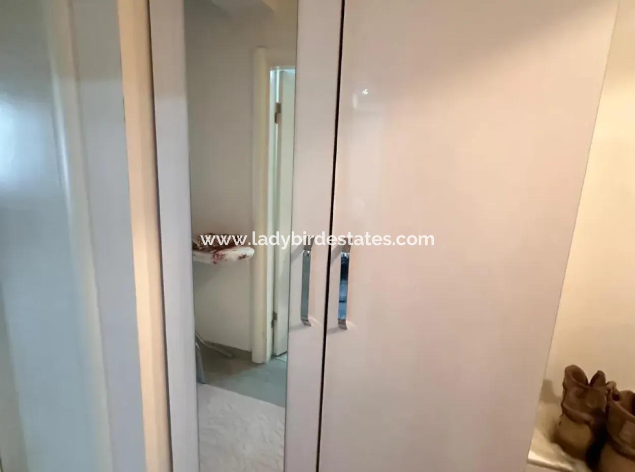 Dalaman Kaymakamlık Sokağında Aciilll  Satılık 2+1  Daire