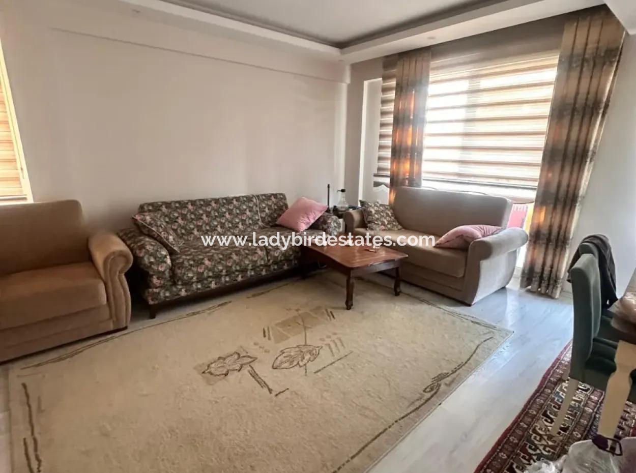 Dalaman Kaymakamlık Sokağında Aciilll  Satılık 2+1  Daire