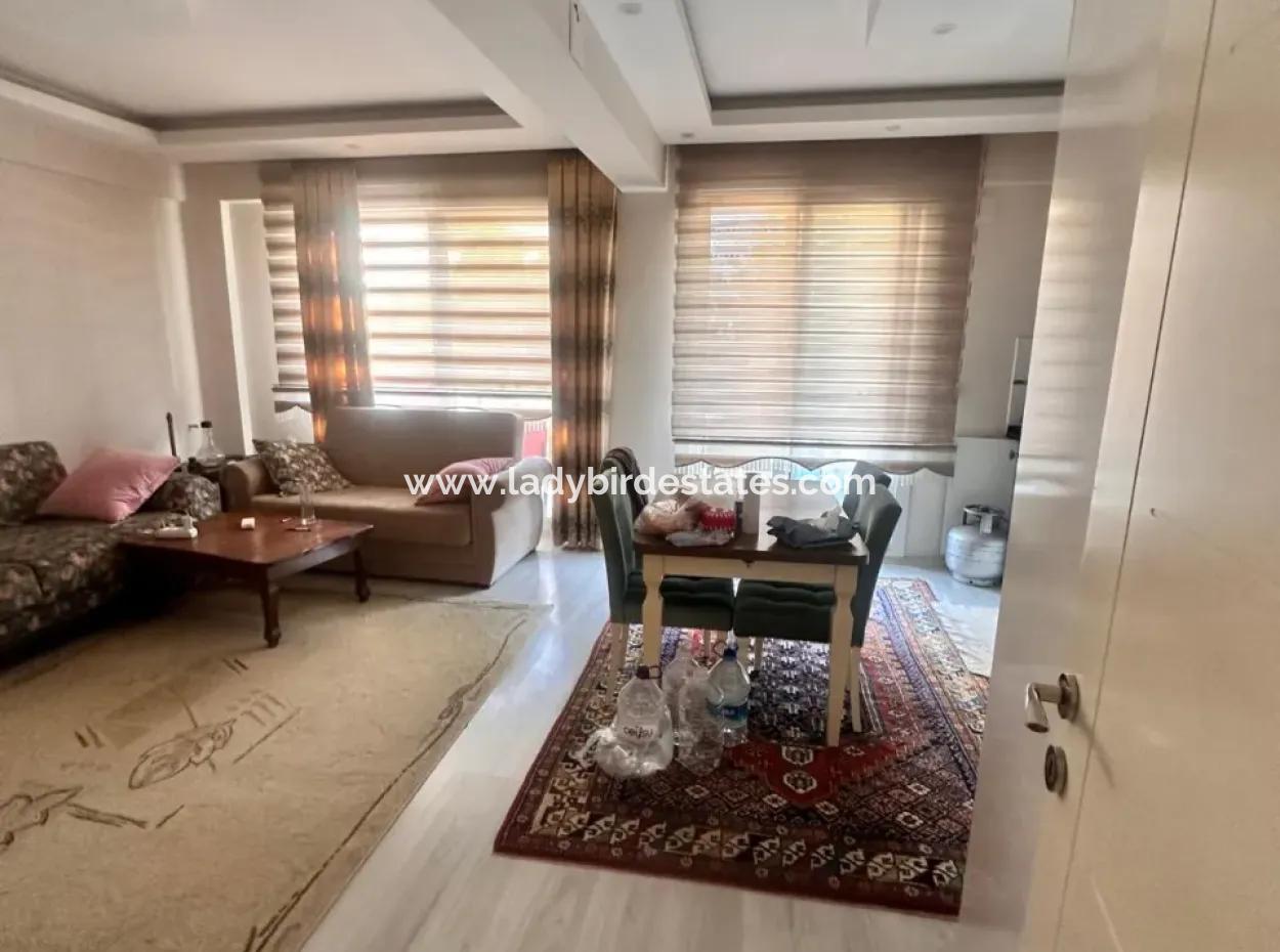 Dalaman Kaymakamlık Sokağında Aciilll  Satılık 2+1  Daire