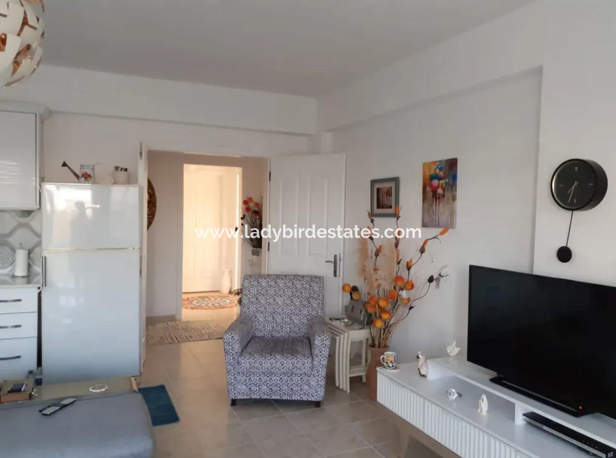 Dalaman Günlüklü Sitesin De Havuzlu Satılık Daire