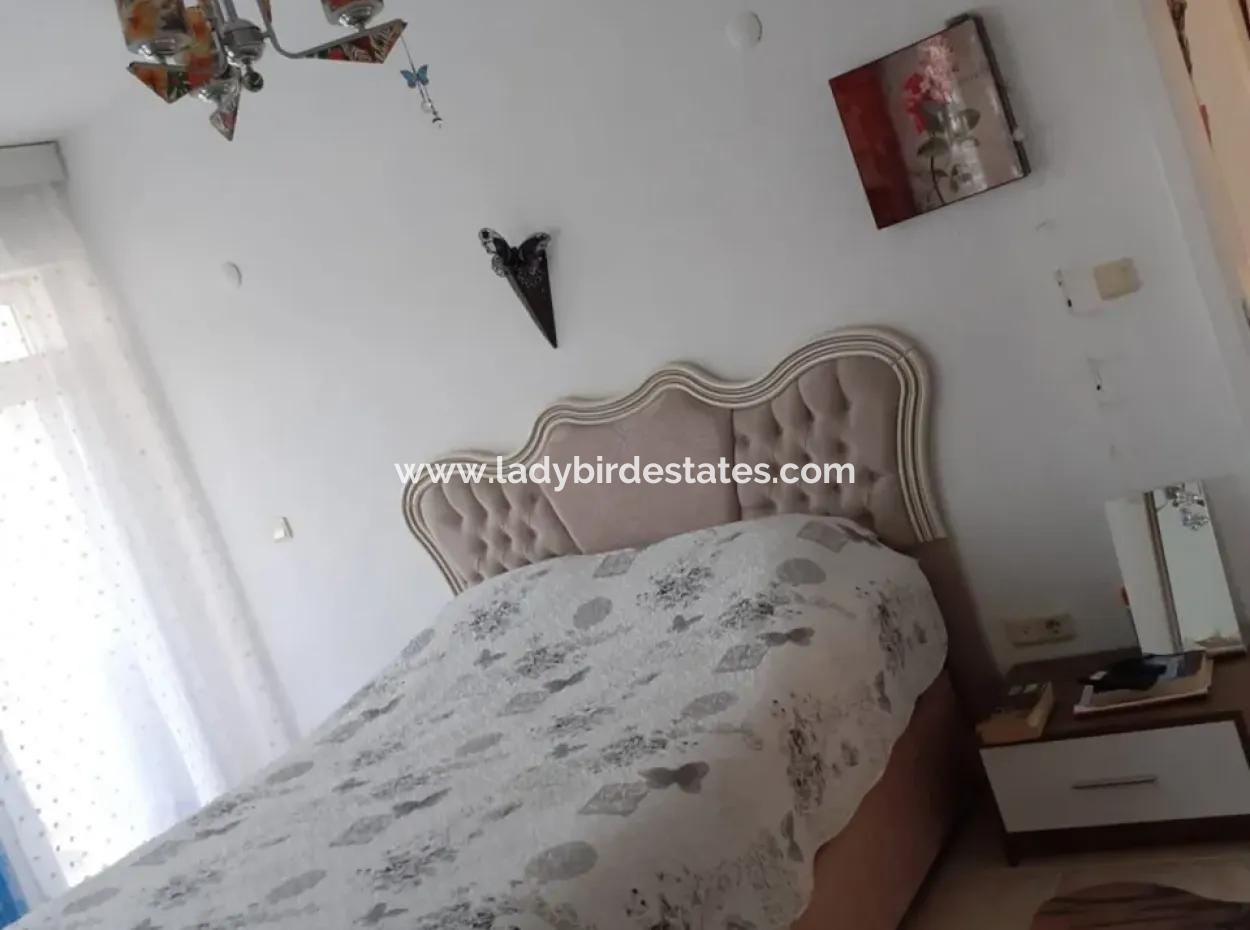 Dalaman Günlüklü Sitesin De Havuzlu Satılık Daire