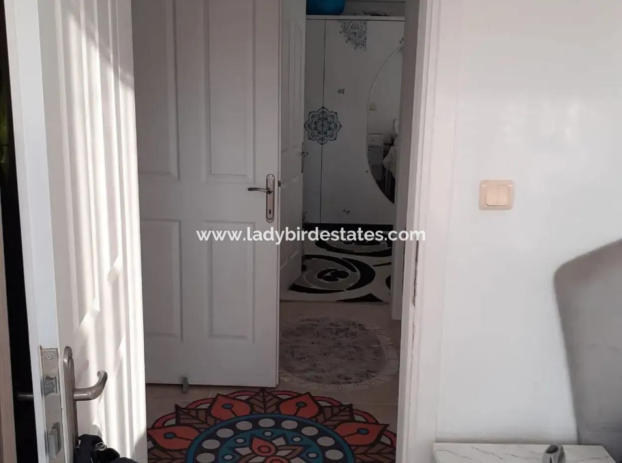 Dalaman Günlüklü Sitesin De Havuzlu Satılık Daire