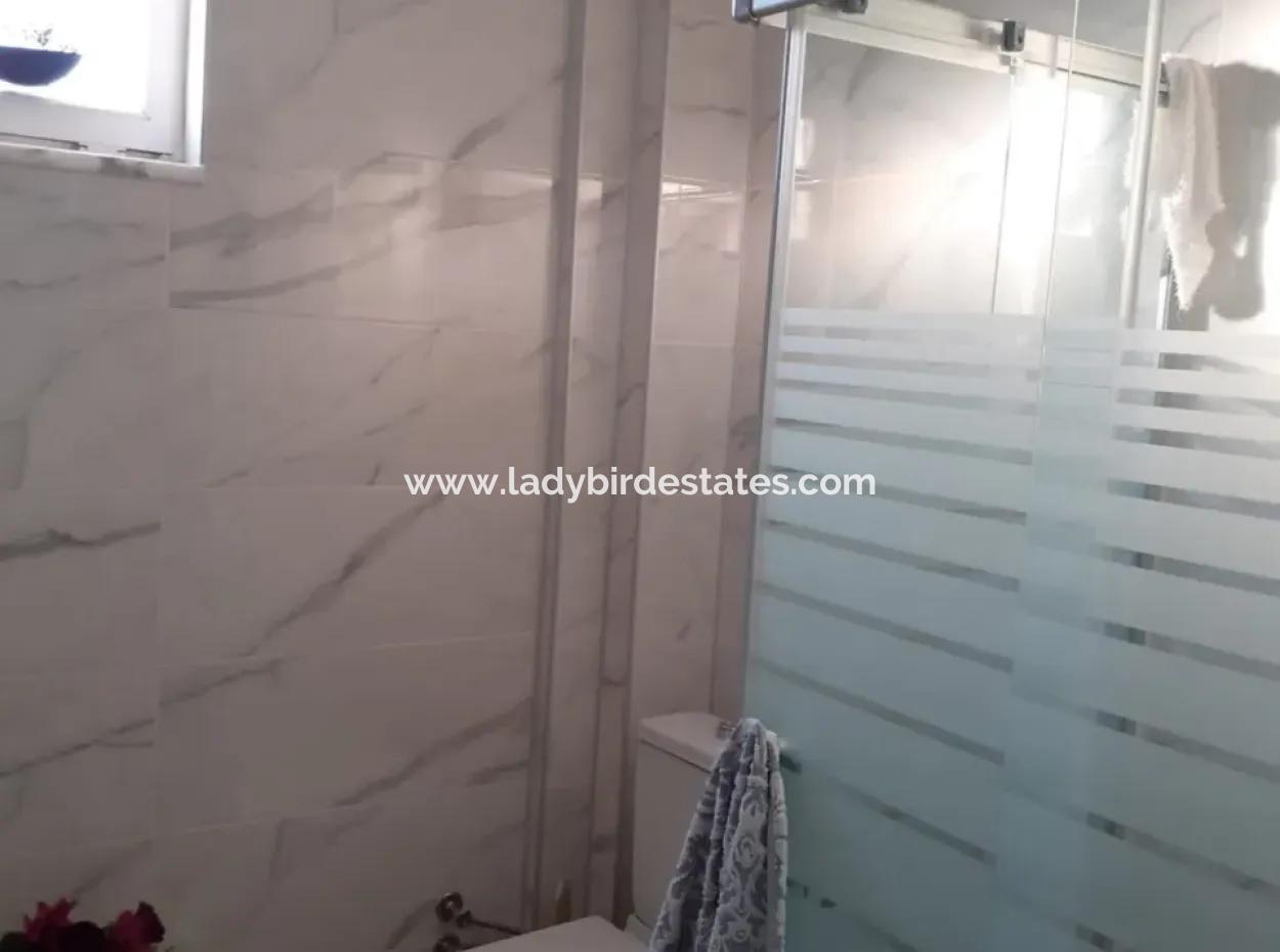 Dalaman Günlüklü Sitesin De Havuzlu Satılık Daire