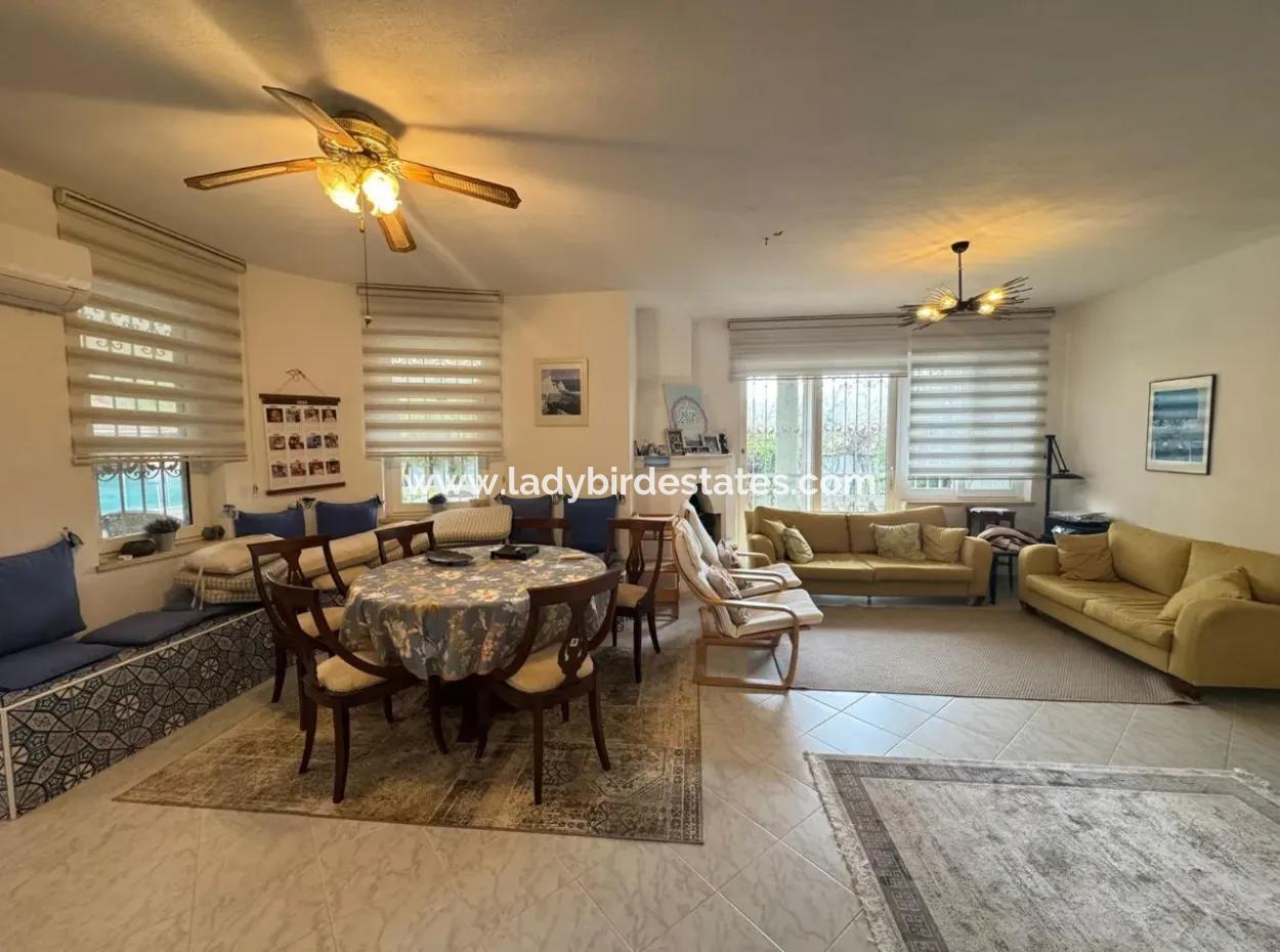 Dalaman Altıntas Mah. Kaçırılmayacak Konumda 4+1 Müstakil Villa