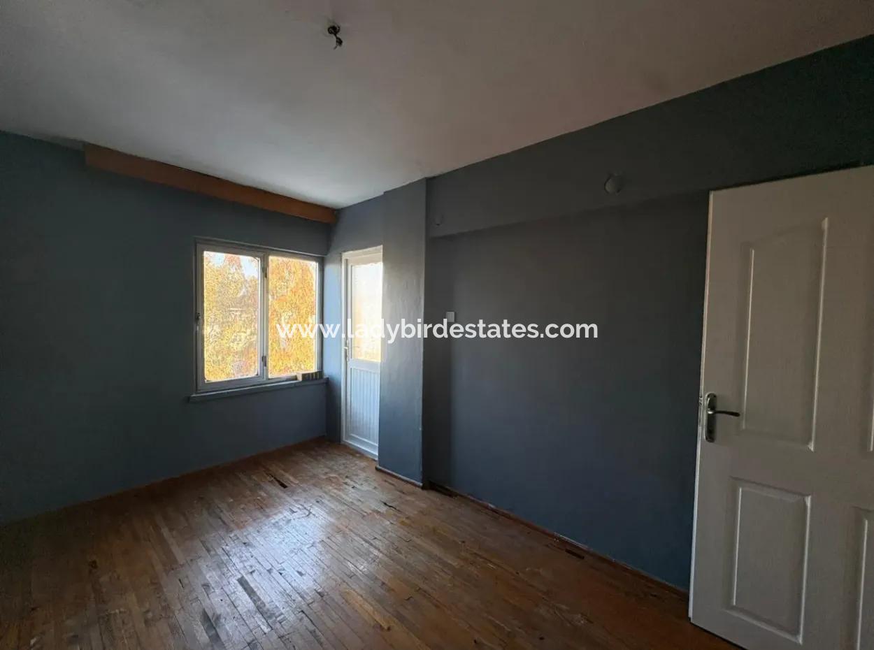 Dalaman Ege Mahallesinde Site İçerisinde  Satılık 3+1 Daire