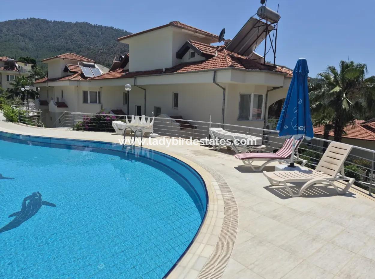 Dalaman Akkaya Vadisin De Doğa Huzurun Da Site İçerisin De 3+1 İkizsatılık Villa
