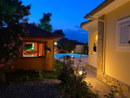 Akkaya Taşlıburunda Kiralık Villa