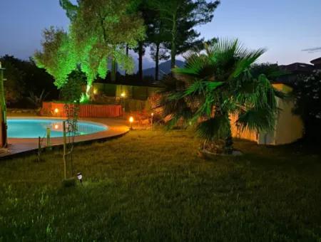 Akkaya Taşlıburunda Kiralık Villa