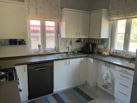 Dev Fırsat!! 5.550M2 Arsa İçerisinde Doğa Harikası 4+1 Satılık Villa