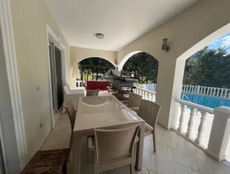 Dalaman Akkaya Vadisinde Muhteşem Mimarisiyle Satılık 5+2 Villa