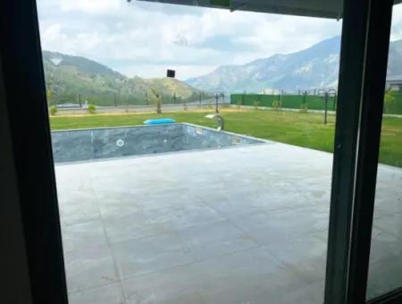 Akkaya Vadisin De Ultra Lüks Havuzlu Müstakil Villa