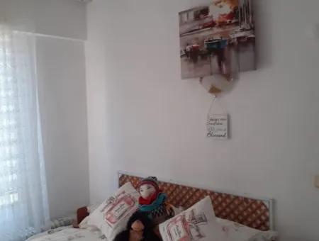 Dalaman Günlüklü Sitesin De Havuzlu Satılık Daire