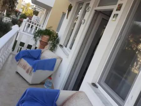 Dalaman Günlüklü Sitesin De Havuzlu Satılık Daire