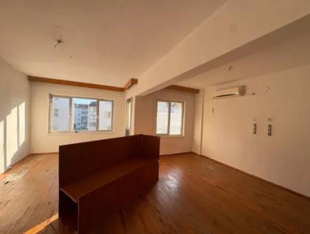 Dalaman Ege Mahallesinde Site İçerisinde  Satılık 3+1 Daire