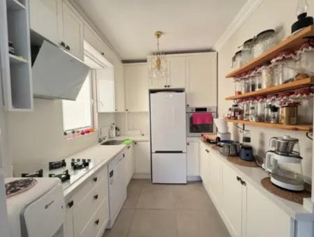 Eşyalı Müstakil Havuzlu 3+1 Villa