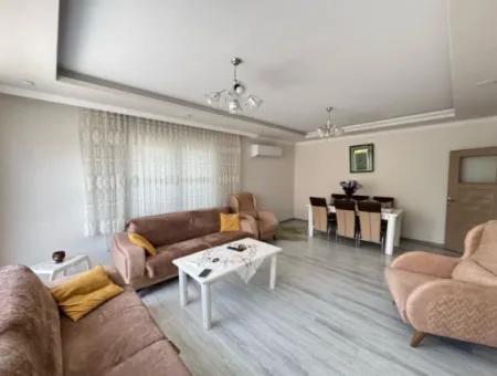 Dalaman Altıntas Mah. Satılık 4+1 Müstakil Villa