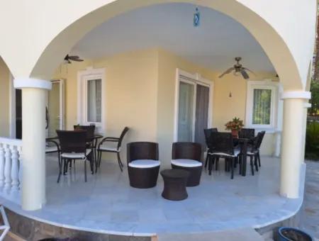 Dalaman, Akkaya Vadisi - Şık 4 Yataklı Villa