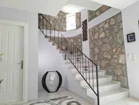 Dalaman, Akkaya Vadisi - Şık 4 Yataklı Villa